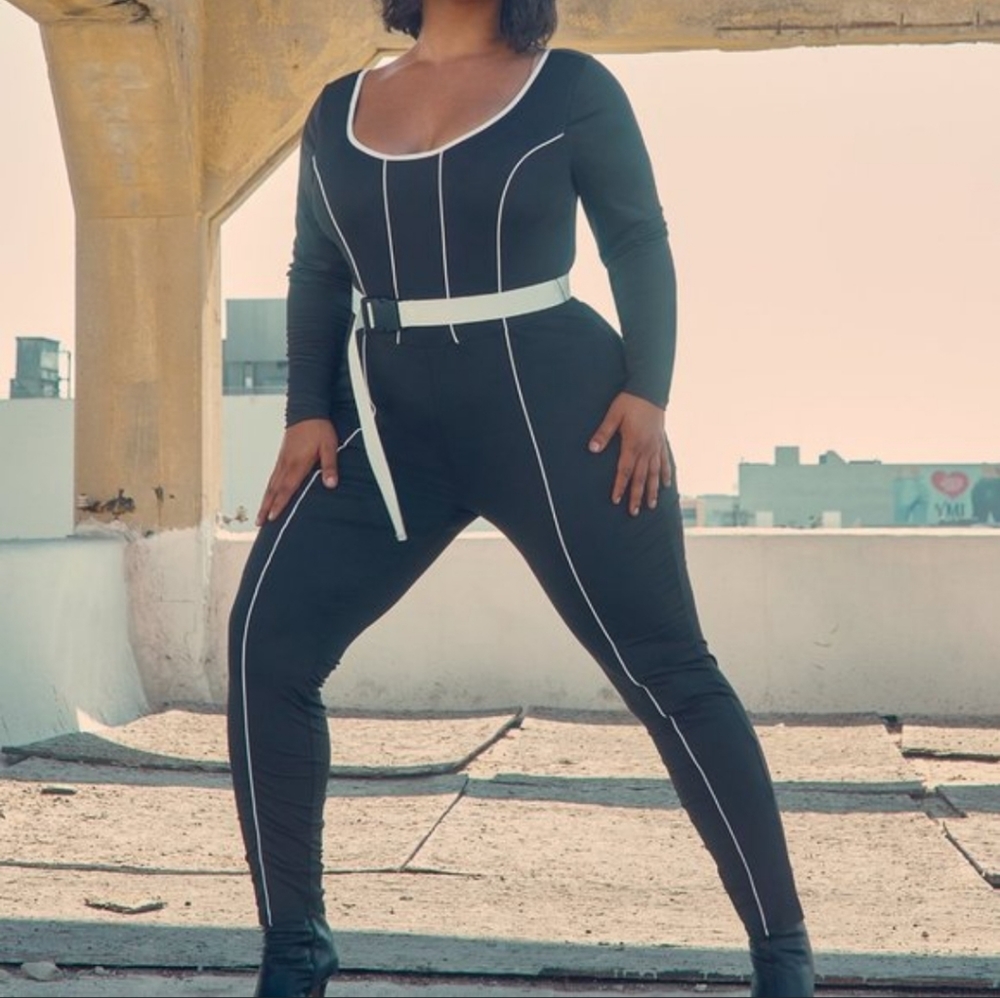 Fashion to Figure Black Jumpsuit w/ belt Size 0